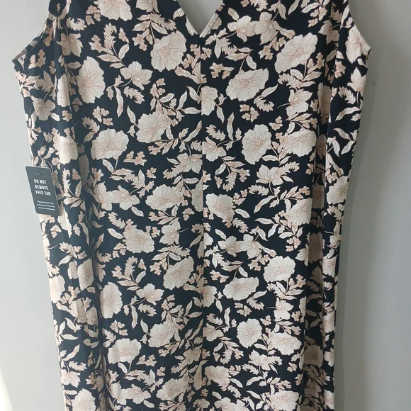 Express Women's Size Large Shift Slip Dress V-neck Sleeveless Floral NWT $70.00! - Picture 15 of 16